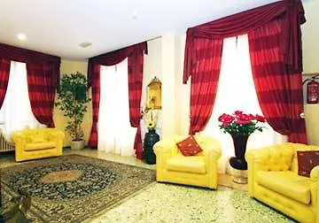 Le Fonti مونتيكاتيني تيرمي